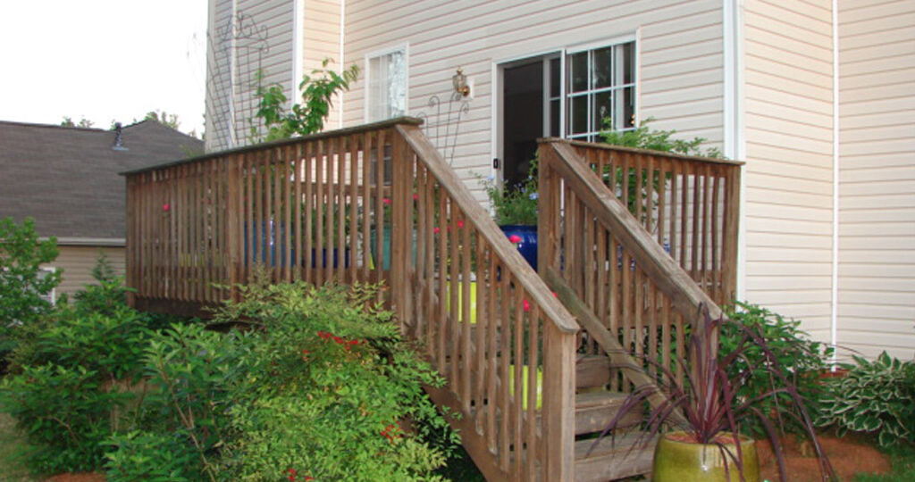deck-before